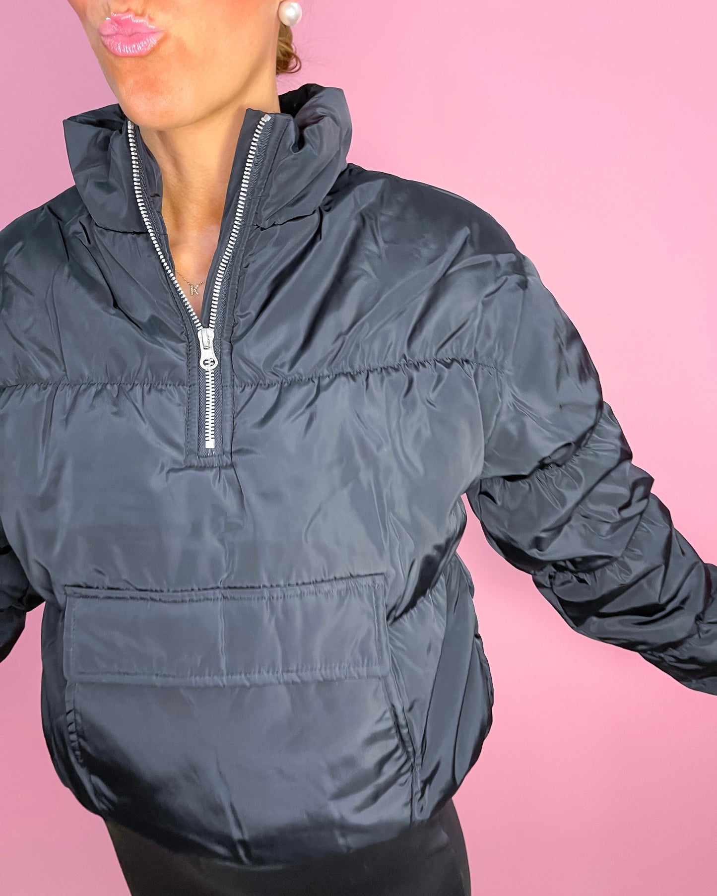 Black Padded Puff
